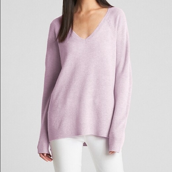 🆕 NWT Gap Lilac Sweater